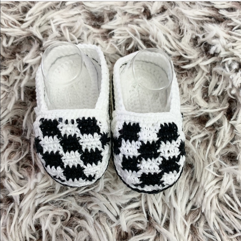 Handmade Crochet Checkered Baby Slip Ons